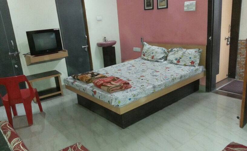 Heera Guest House, Buldhana 1